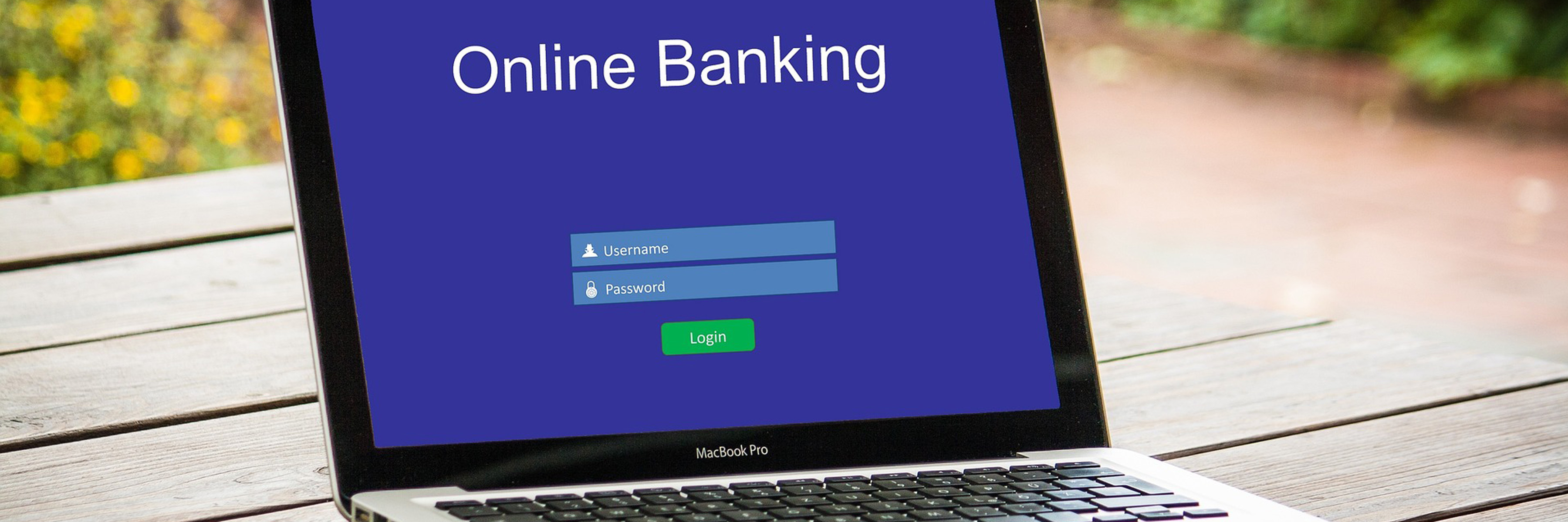 The Benefits of Online Banking: How To Manage Your Finances Anywhere, Anytime